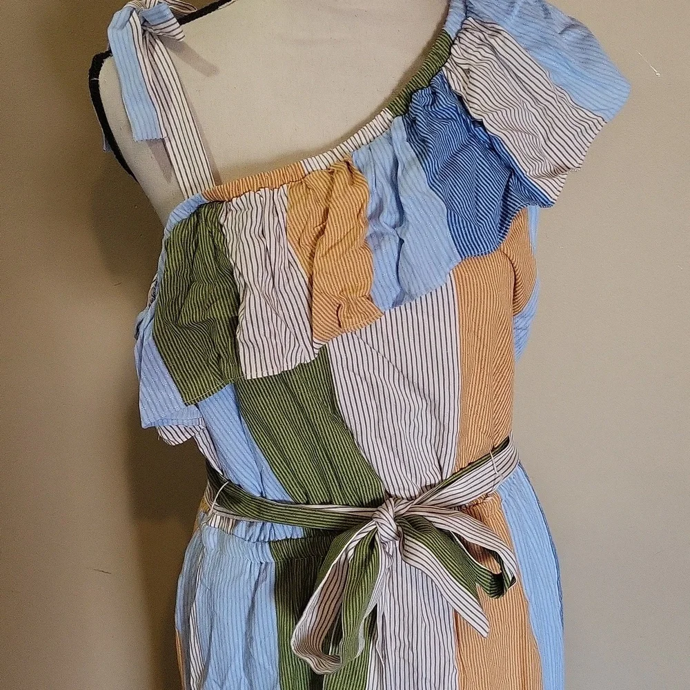 Lauren Conrad Dress - Picture 5 of 14
